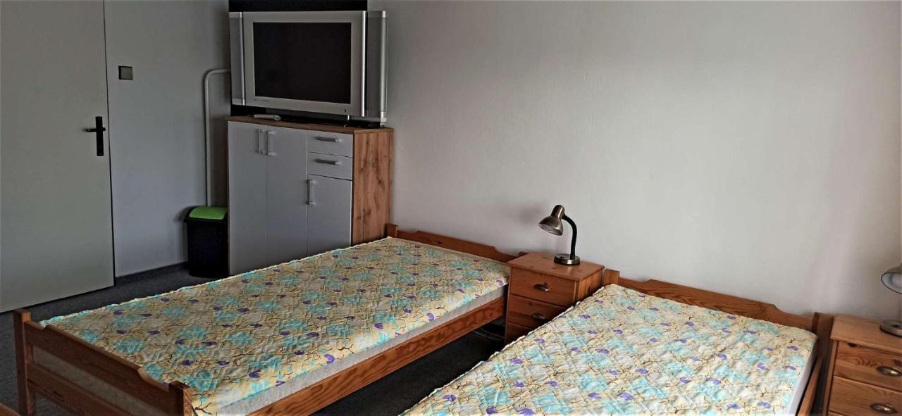 Apartman Milena Jicin Bagian luar foto